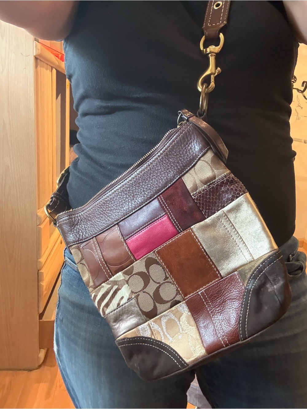 "Vintage Y2K Coach Limited Edition Holiday Patchwork Crossbody Bag 10435" - Picture 3 of 7